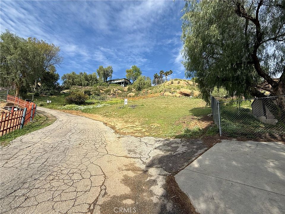 1st image of 7365 Webb Rd