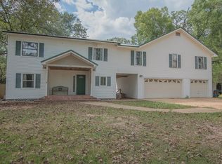 212 Sam Town Rd, Dry Prong, LA 71423