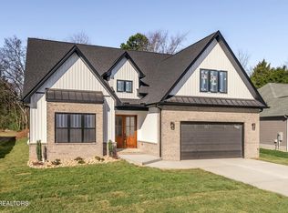 116 Tsuhdatsi Way, Loudon, TN 37774