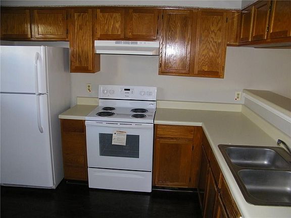 5th image of 1815 Maplewood Trl