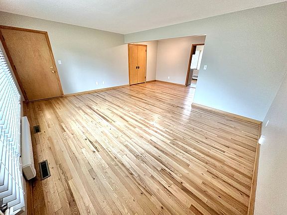 5th image of 640 Dunleith Cir #2