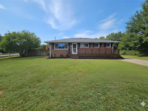 26 Groome Rd, Newport News, VA 23601