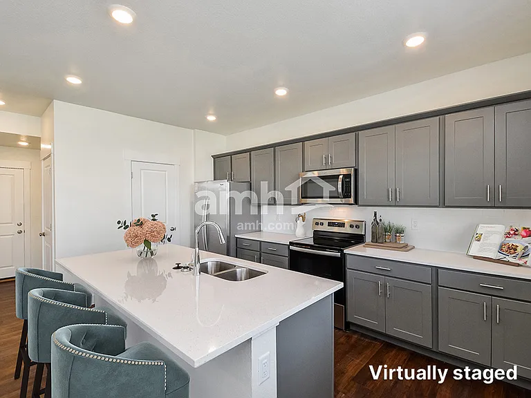 7618 Mardale Ln — Photo 5