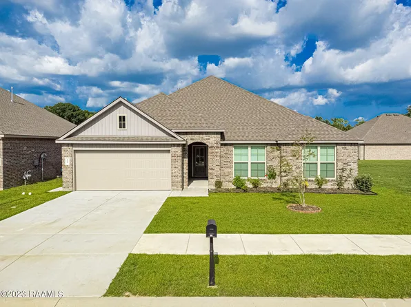 104 Grace View Dr, Lafayette, LA 70506