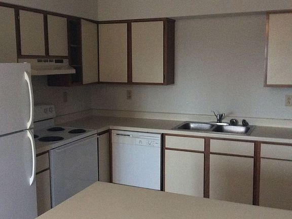 2nd image of 9611 Bagly Dr APT 3