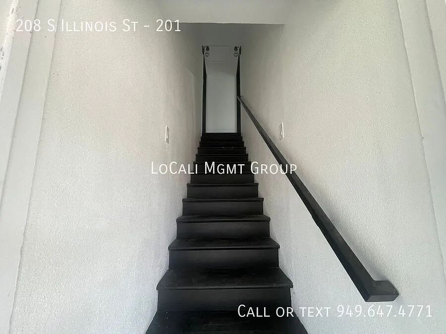 Fully Remodeled 1-Bedroom Apartment in Anaheim — Photo 3
