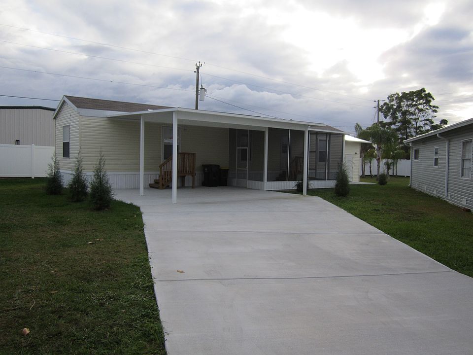 387 Evie Way