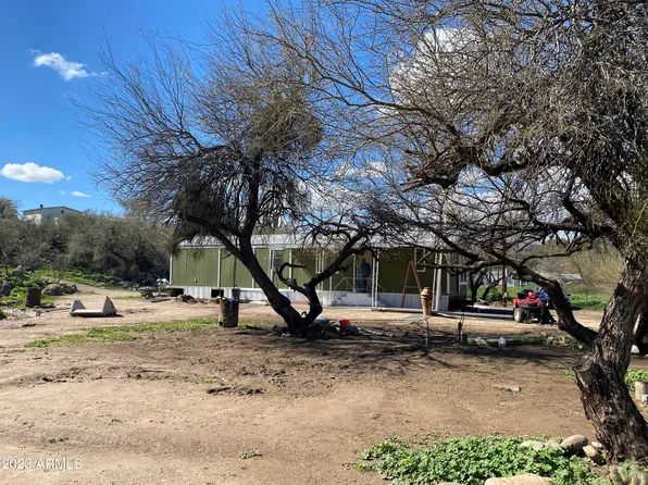 19380 E CHURCH Street, Black Canyon City, AZ 85324