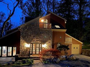 116 Oakwood Ln, Phoenixville, PA 19460