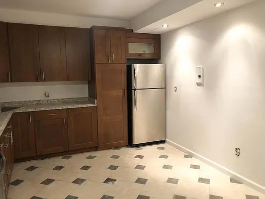 Rented by Signature Spaces NYC Corp | media 11