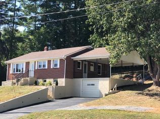 1148 Glendale Rd, Galax, VA 24333