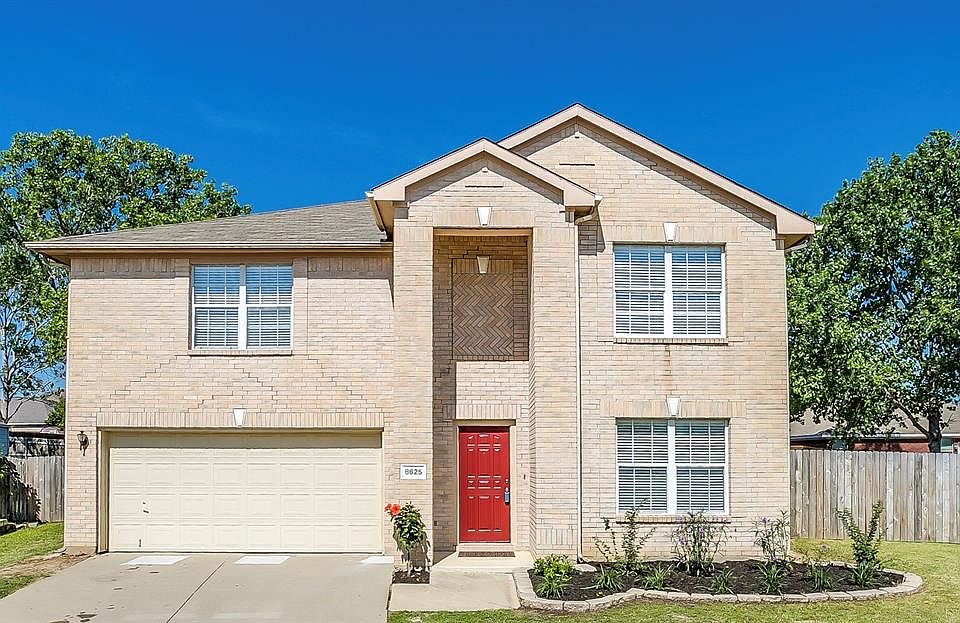 1st image of 8625 Scotts Bluff Ct