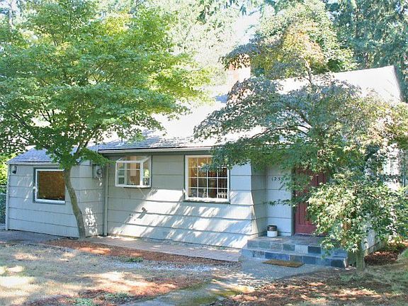 2nd image of 12510 12th Ave NE