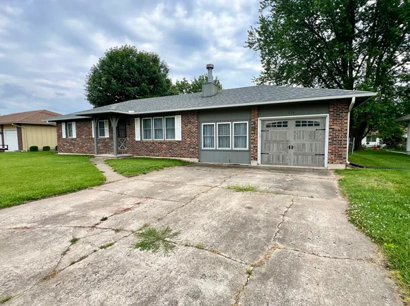 414 E Slater St, Marshall, MO 65340