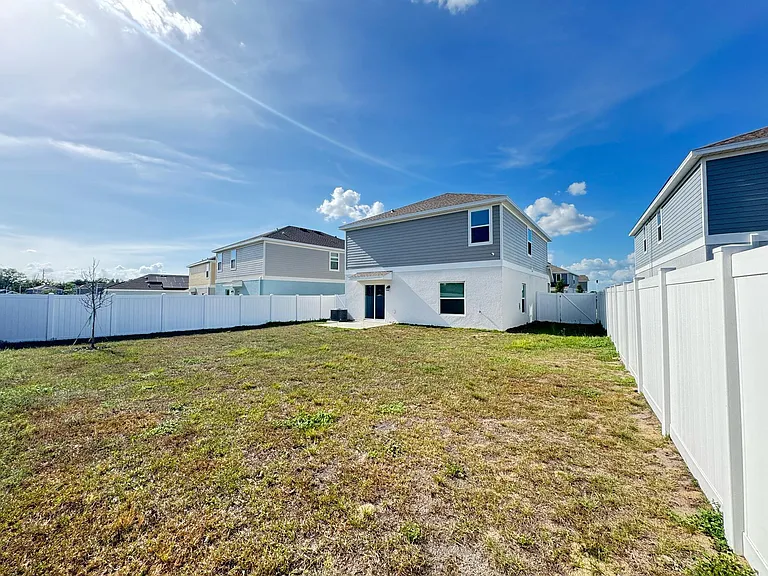 645 Bell Prairie Cir — Photo 32