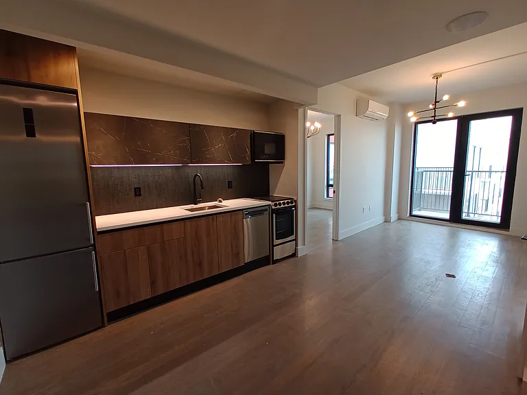 2708 Snyder Ave #301 — Photo 2