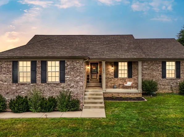 893 Ridgeview Dr, Frankfort, KY 40601