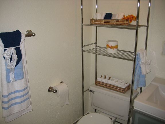 5th image of 2830 E Coventry Ln