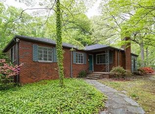 1250 N Peace Haven Rd, Winston Salem, NC 27104