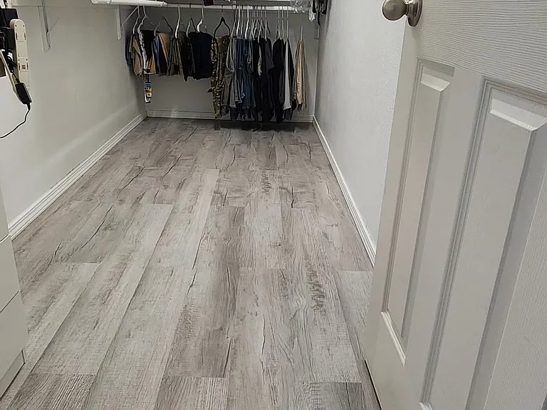 601 Menaul Blvd NE — Photo 41