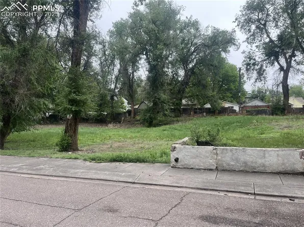 3022 W Kiowa St, Colorado Springs, CO 80904