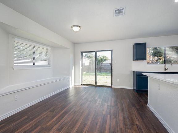 5th image of 2706 Stone Creek Ln