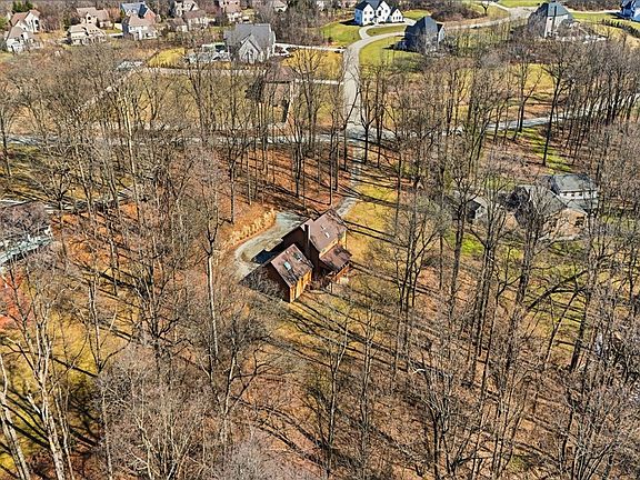 3rd image of 4005 School Rd