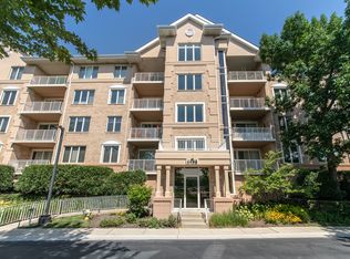 1705 Pavilion Way Unit 503, Park Ridge, IL 60068