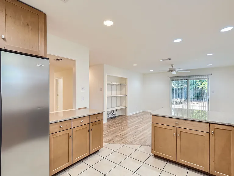 3309 Skylark Dr — Photo 9