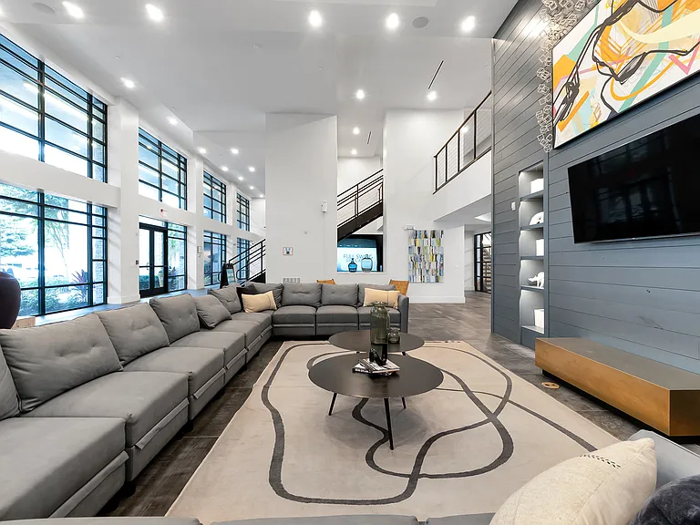 Veer Apartments — Photo 32