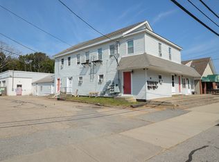 1161 W Shore Rd APT 1, Warwick, RI 02889