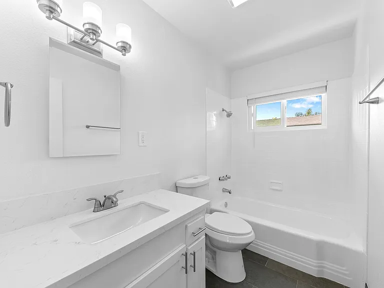 1720 Park Avenue — Photo 8