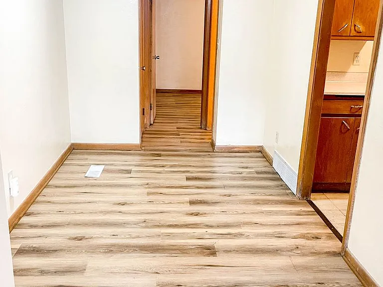 1420 E St — Photo 24