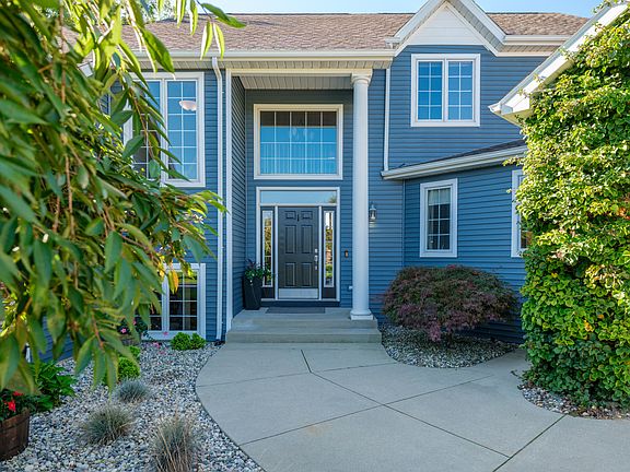 4th image of 22533 Vineyard Cir