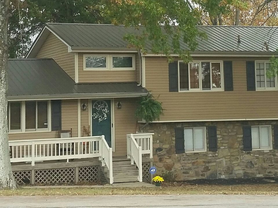 1st image of 106 Clays Ferry Dr