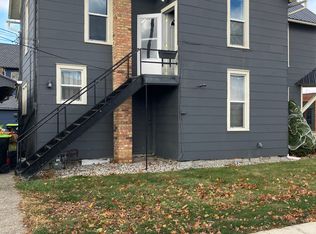 186 E Vine St APT 2, Roanoke, IN 46783