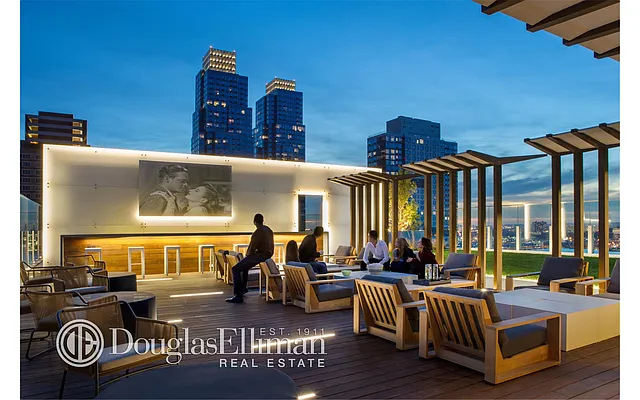 Rented by Douglas Elliman | media 16