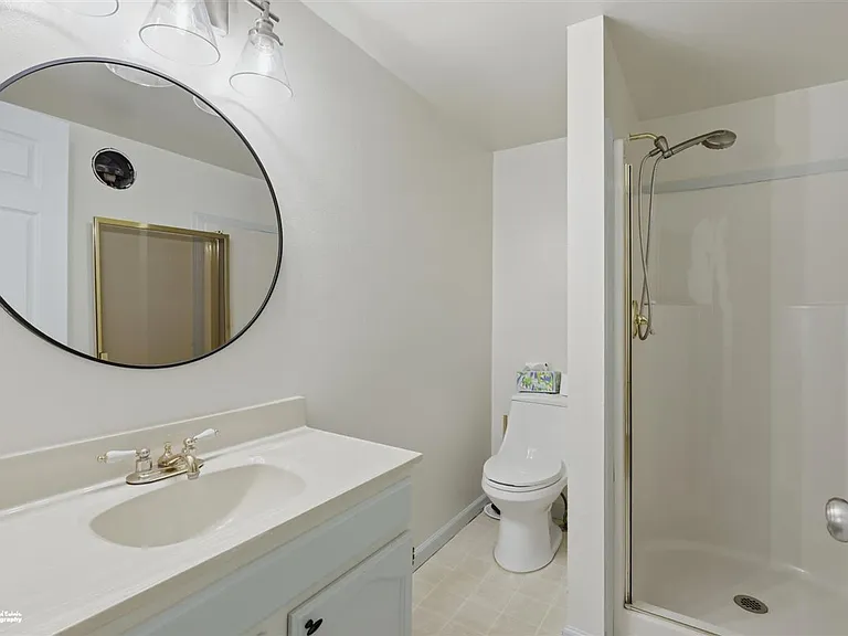 1408 E 27th Ave — Photo 17