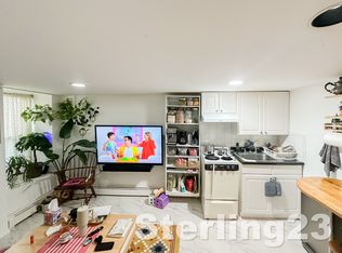 2204 21st St FLOOR 1, Astoria, NY 11105