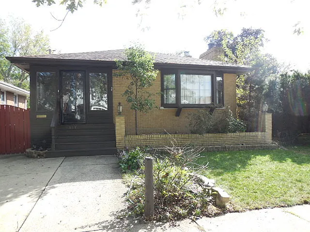 317 Warren St photo 1