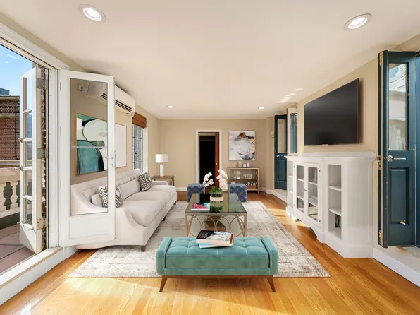 333 East 43rd Street image 1 of 15