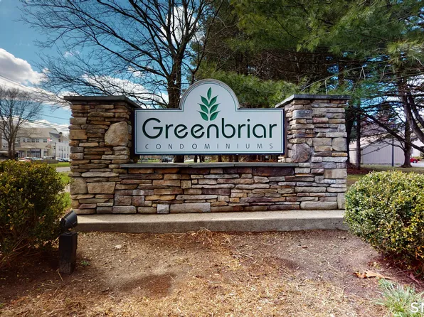 12 Greenbriar Dr APT A, Farmington, CT 06032