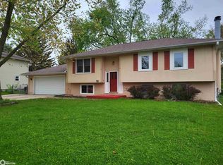 209 Wauconda Rd, Marshalltown, IA 50158