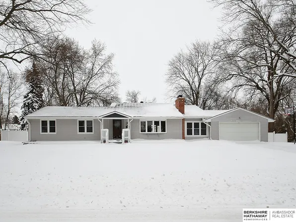 7685 Hickory St, Omaha, NE 68124