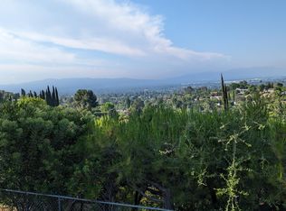 17253 Luverne Pl, Encino, CA 91316