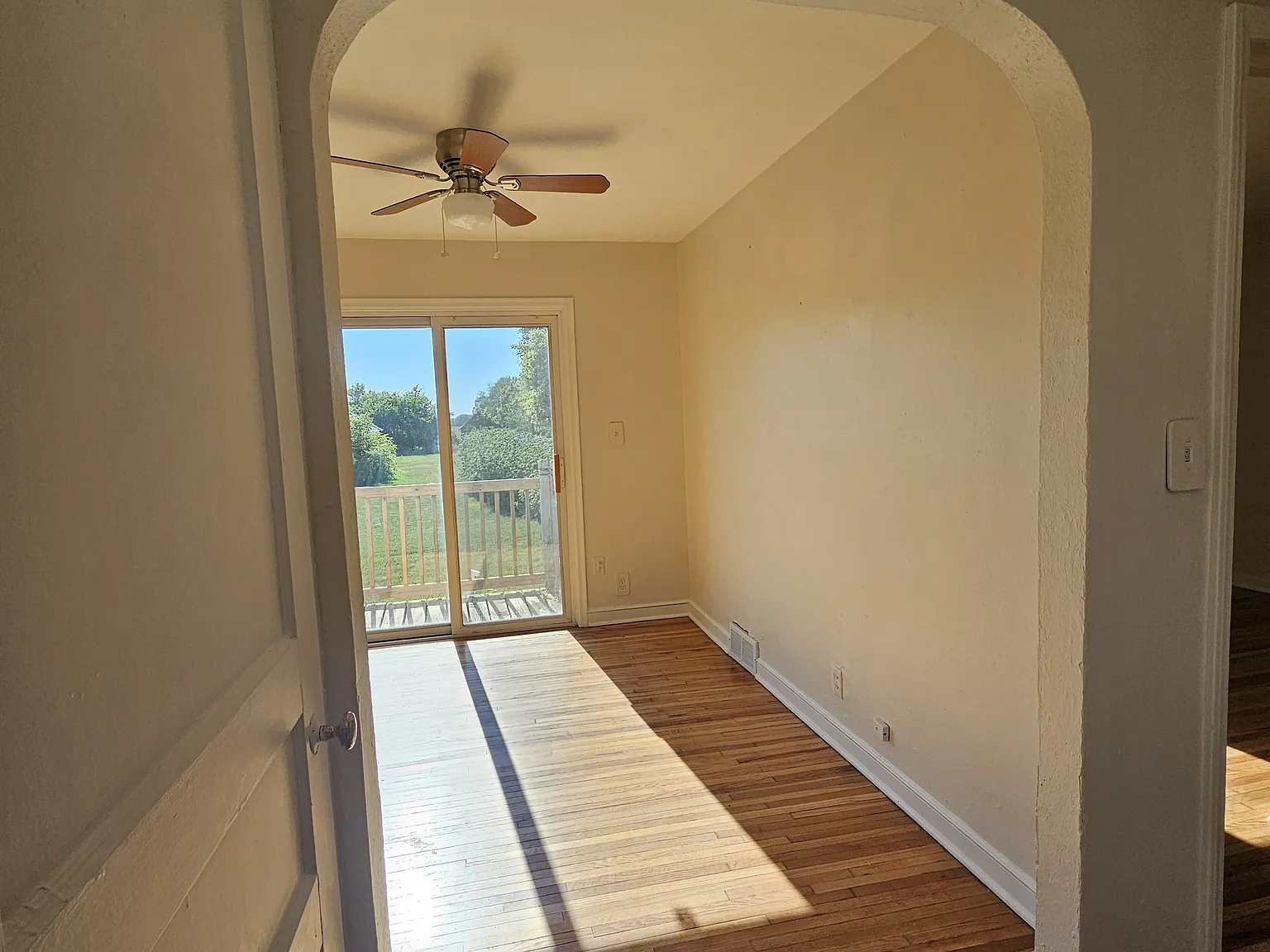 Greenfield Rd, Loretto — Photo 3