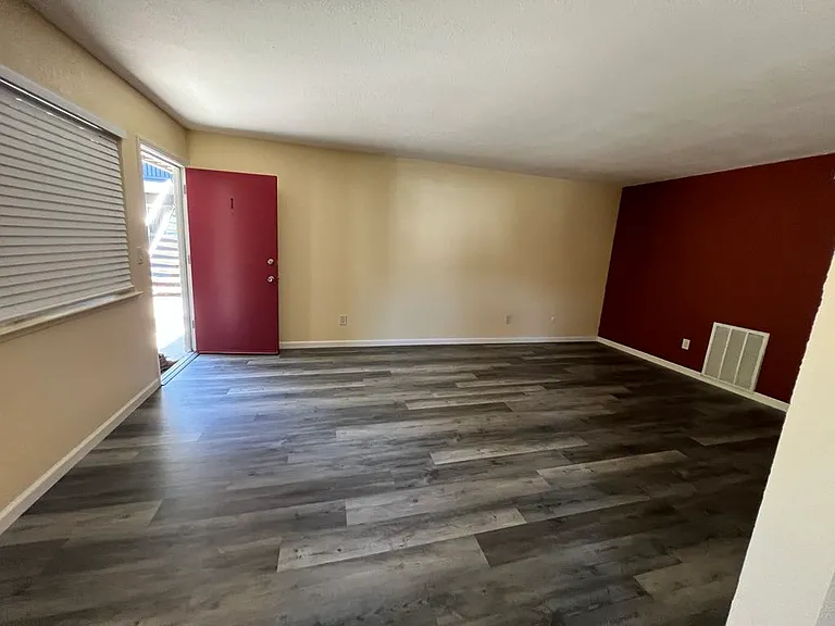 1210 Kenny Driveyuba Cityca #95991 — Photo 11
