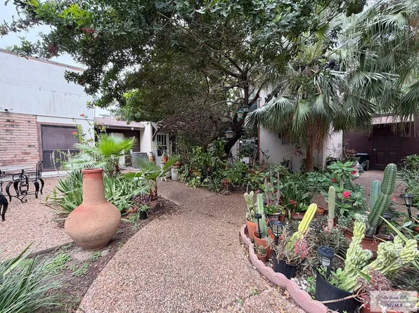 402-6 Champions Dr, Brownsville, TX 78520