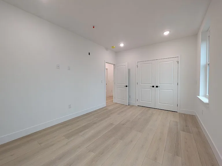 835 N 63rd St #4 — Photo 9