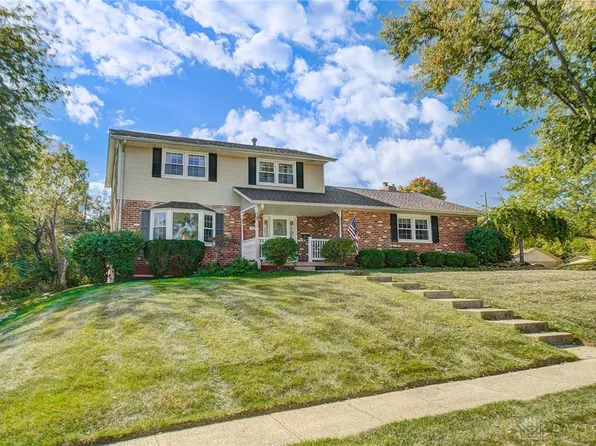 326 Ridgewood Dr, Fairborn, OH 45324